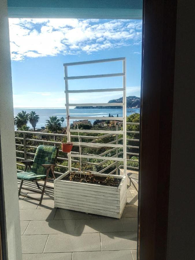 Lube Beach Home Letojanni Exterior foto